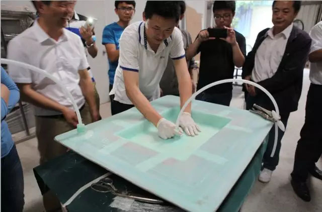 廣東博皓致力于幫助客戶成長，為客戶創造價值，開辦培訓班，不遺余力地和他們一起投身到行業交流互惠的活動之中