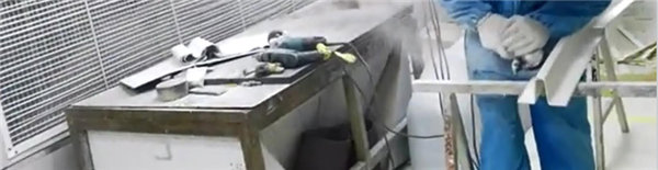 傳統(tǒng)打磨設(shè)備有諸多缺點:灰塵大、污染環(huán)境、傷害身體健康、耗電過多