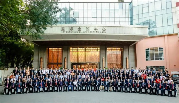 芳華十載，繼往開(kāi)來(lái)—廣東省江西贛州商會(huì)十周年慶典