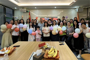 花好月圓，情滿中秋！