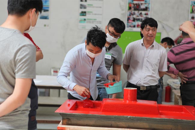 學(xué)員實操--涂膠衣層(二)